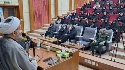 «باید برخاست»، گفتمانی برای تبیین و جهاد فکری/ ارتقای قدرت تحلیل ضرورت اجتنابناپذیر امروز
