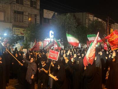 نکا همچنان پای پرچم حسین(ع) ایستاده است