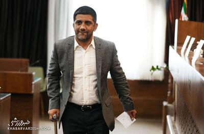  علیرضا دبیر: بیشتر از کشتی، فوتبال را دنبال می‌کنم/ من آمریکا را دیده‌ام‌؛ الکی گنده‌اش کرده‌اند - پارس فوتبال