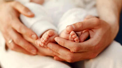  عکس تولد عجیب ترین دوقلو های جهان / آنها 30 سال منجمد بودند !