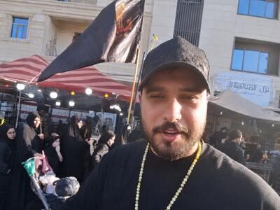 ویدئو | پذیرایی جوان عراقی از زائران اربعین با آرزوی پیروزی جبهه مقاومت علیه آمریکا و اسرائیل