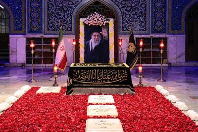  آمادگی حرم مطهر رضوی برای مراسم چهلم رهبر شهید