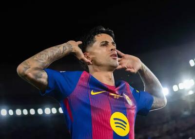 الهلال آماده فروش: ستاره بارسا ماندنی شد