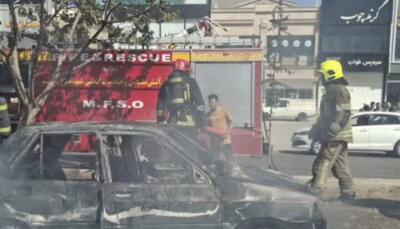 حریق خودرو در جاده کلات؛ راننده با هوشیاری از خودرو خارج شد
