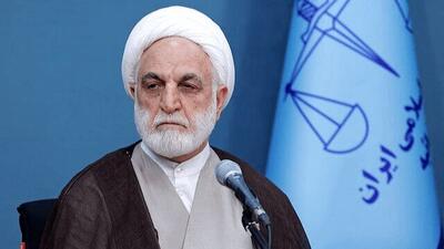  محسنی‌اژه‌ای: هرگونه تجسس خودسرانه و مداخله غیرقانونی در زندگی شخصی مردم ممنوع است/ اقتضائات اضطراری زمان جنگ نباید به همه ایام تسری یابد