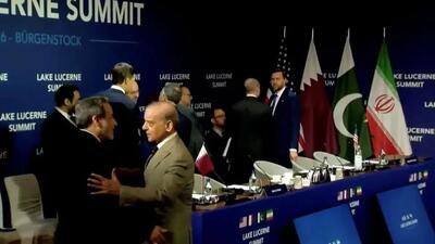  ورود نتانیاهو به کاخ سفید برای دیدار با ترامپ/قرارگاه خاتم: هر کشوری از دارایی بلوکه ایران استفاده کند، اجازه عبور از تنگه ندارد/ترامپ: نیاز ندارم که نتانیاهو چیزی درمورد کوه کلنگ به من بگوید؛ او اینها را می‌گوید چون می‌خواهد من همچنان درگیر ایران بمانم/ادعای اکسیوس: اخیرا نتانیاهو برای اطلاع از آخرین افکار ترامپ به روبیو تکیه کرده