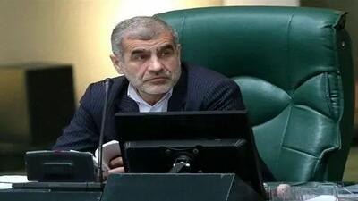 نیکزاد: افزایش قیمت بنزین منتفی است/ جابهجایی سهمیه در دستور کار دولت قرار دارد