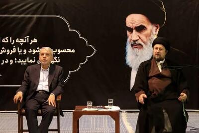 بیانصافی است اگر کسی چشم بر توفیق دولت در دوران جنگ ببندد و از آن تشکر نکند/ ملتی که گذشته خود را فراموش کند، آینده را در گمراهی خواهد پیمود