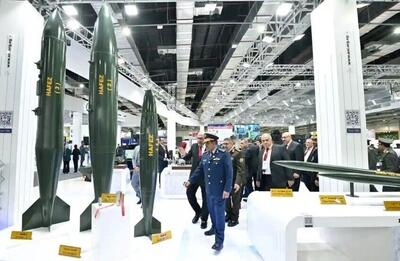  مصر از تسلیحات بومی جدید رونمایی کرد + عکس