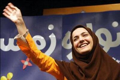  ببینید | درد و دل خاله نرگس با آقای شهید ایران: اجازه بده آقا جون نگذرم...