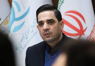 مشکلات والیبال ایران فراتر از عملکرد پیاتزاست/ظرفیت لیگ ۱۶ تیم نیست