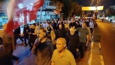  گزارش میدانی خبرنگار مهر از حضور مردم آستانه در  اجتماع شبانه