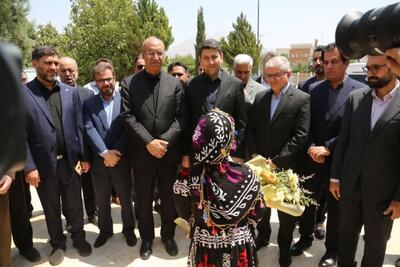  وزیر ارتباطات برای افتتاح ۲۰۶ پروژه ارتباطی وارد کرمانشاه شد