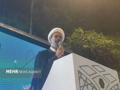  امام جمعه بجنورد: اقتصاد کشور نباید معطل پایان جنگ بماند