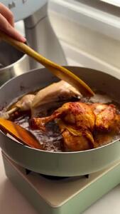 فیلم طرز تهیه اکبر جوجه لذیذ و پرطرفدار