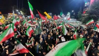  ادعای مسیح علینژاد درباره بازداشت یک پزشک ایرانی در فرودگاه آمریکا بخاطر شرکت در تجمع شبانه