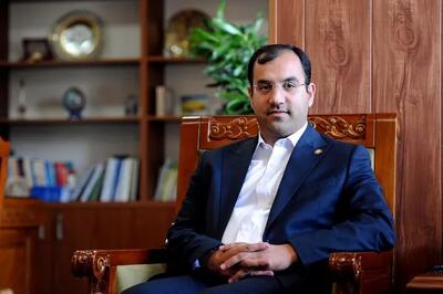 رئیس سازمان آموزش فنی و حرفهای کشور: از منتخبین مسابقات مهارتی حمایت میکنیم/ بهترین کار این است که بتوانیم با مشارکت خودشان زمینه کارآفرینی را برایشان فراهم کنیم + فیلم