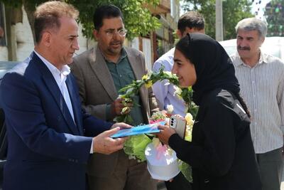 بانوی افتخارآفرین هاکی کردستان در میان استقبال مردم به خانه بازگشت - تسنیم