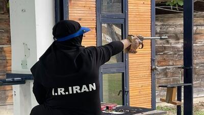  جوانمردی در رده چهارم ماده ۵۰ متر تپانچه ایستاد