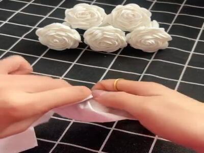  از دستمال کاغذی تا دسته‌گل کوچولو