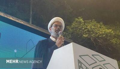  امام جمعه بجنورد: اقتصاد کشور نباید معطل پایان جنگ بماند