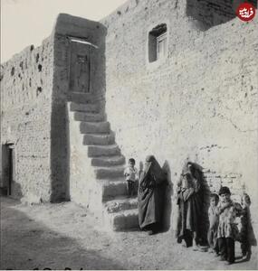  پلکان جالب و باریک یک خانه در دامغان؛ حدود یک قرن قبل (عکس)