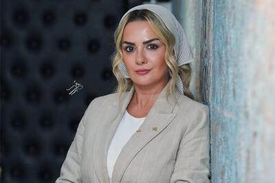  استایل شیک و مجلسی بیتا سحرخیز در یک مراسم