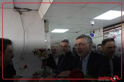 تقدیر وزیر بهداشت از بازماندگان ناو دنا به دلیل اهدای خون