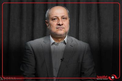  سید مناف هاشمی صبح امروز (چهارشنبه) با حضور در فدراسیون کشتی، از بخش‌ها و امکانات مختلف این فدراسیون بازدید کرد