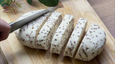  طرز تهیه پنیر خانگی با شیر و دانه کتان؛ یک پنیر سالم و خوشمزه سرشار از فیبر و امگا ۳