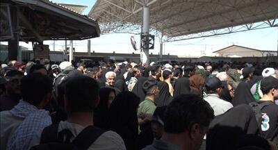 تردد روزانه ۲۲۱ هزار زائر از گذرگاه مهران ثبت شد