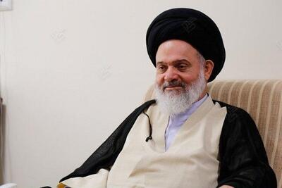  آیت‌الله حسینی بوشهری: جهاددانشگاهی از ارکان مرجعیت علمی و حل مسائل کشور است
