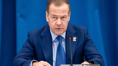  مدودف: رویارویی روسیه با ۳۰ هزار تحریم/ تنها راه نجات، پیروزی بر اوکراین است