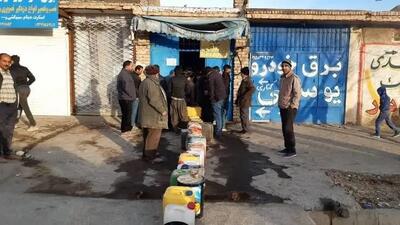  سفر به ایران قدیم؛ «تهرانی ها در صف بنزین»؛ سال 1357