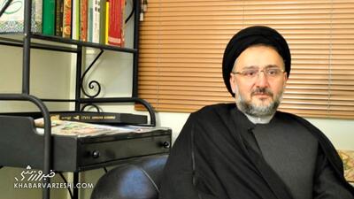 افشاگری رئیس دفتر رئیس جمهور پیشین: من و محمد خاتمی پرسپولیسی هستیم، حسن خمینی استقلالی است/ نمیدانم حسن روحانی اصلاً فوتبال سرش میشود یا نه؟