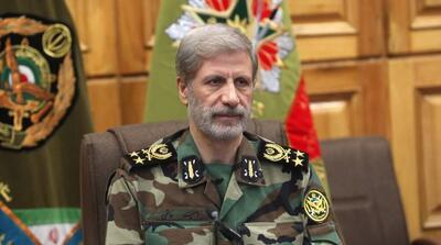 فرمانده کل ارتش: تا آخرین نفس از خاک پاک ایران و استقلال آن در مقابل متجاوزان دفاع میکنیم - مردم سالاری آنلاین