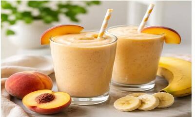 طرز تهیه اسموتی شلیل و موز؛ خوشمزه و آسان