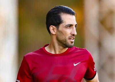  پایان انتظار برای وحید امیری؛ ستاره سابق پرسپولیس دوباره فولادی شد
