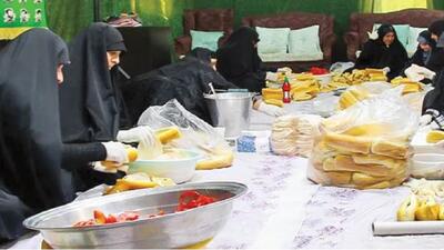  جاده سلفچگان در مسیر عشق؛ خادمانی که خستگی راه را از تن زائران اربعین می‌زدایند