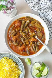 طرز تهیه خورشت بامیه جاافتاده به سبک قدیمی