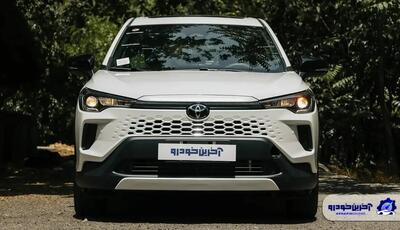  خودروهای وارداتی با قیمت کمتر برای کارمندان وزارت؛ خون صمتی ها از مردم رنگین تر است؟