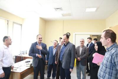 بازدید معاون توسعه مدیریت و منابع انسانی وزارت راه و شهرسازی از ادارهکل راه و شهرسازی استان قزوین