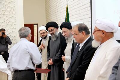  رونمایی از مجموعه ۹ جلدی «ظهر آدینه»؛ میراث مکتوب نماز جمعه و منبعی برای پژوهش در تاریخ معاصر