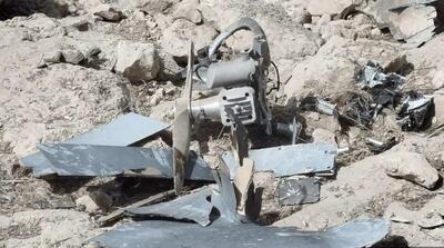  سپاه: انهدام پهپاد متخاصم در آسمان بندر امام خمینی/ قطعات این پهپاد در یکی از منازل شهر سقوط کرد که هیچ‌گونه خسارت جانی در پی نداشت