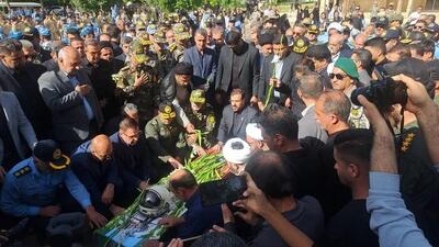 برگزاری مراسم استقبال از پیکر خلبان شهید، امیر سرتیپ دوم خلبان مجید کاظمی در شیراز/ این شهید پس از حملات ۱۱ اسفند سال گذشته ایران به پایگاه العدید قطر، بر فراز خلیج فارس به شهادت رسید