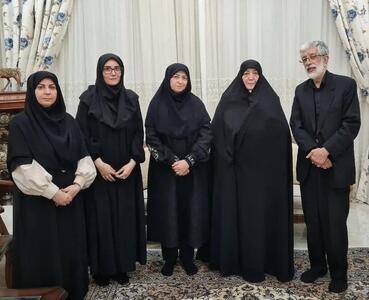  دیدار رئیس سازمان حفاظت محیط زیست با خانواده شهیده «زهرا حداد عادل»