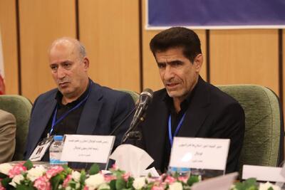 تاج: توسعه فوتبال ساحلی و فوتسال در اولویت برنامههای فدراسیون است