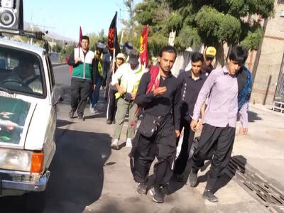  نذر قدم؛ دلدادگان بیرجندی در راه حرم رضوی