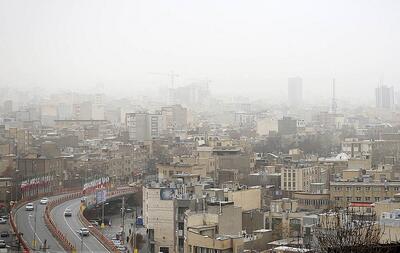  ازن، آلاینده شاخص هوای تهران شد؛ کیفیت هوا در وضعیت ناسالم برای گروه ‌های حساس