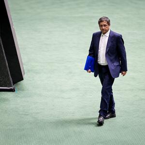  رئیس کل زیر ضرب